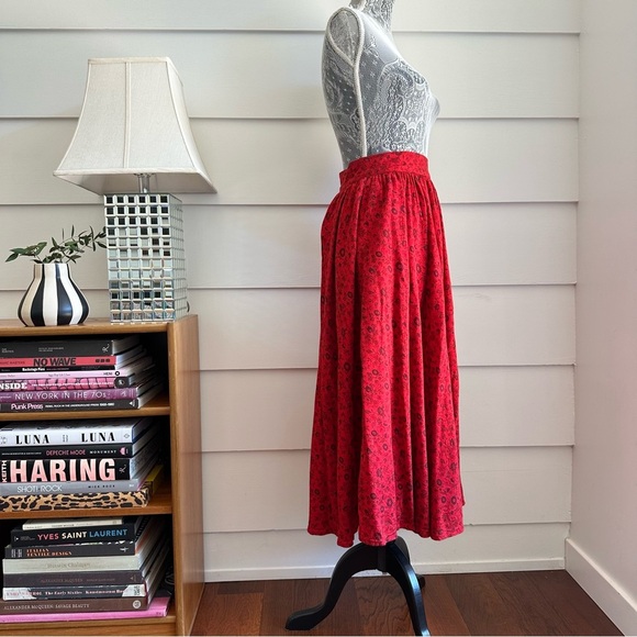 Vintage Carole Little Red Floral Skirt Saint Tropez West - Picture 4 of 8
